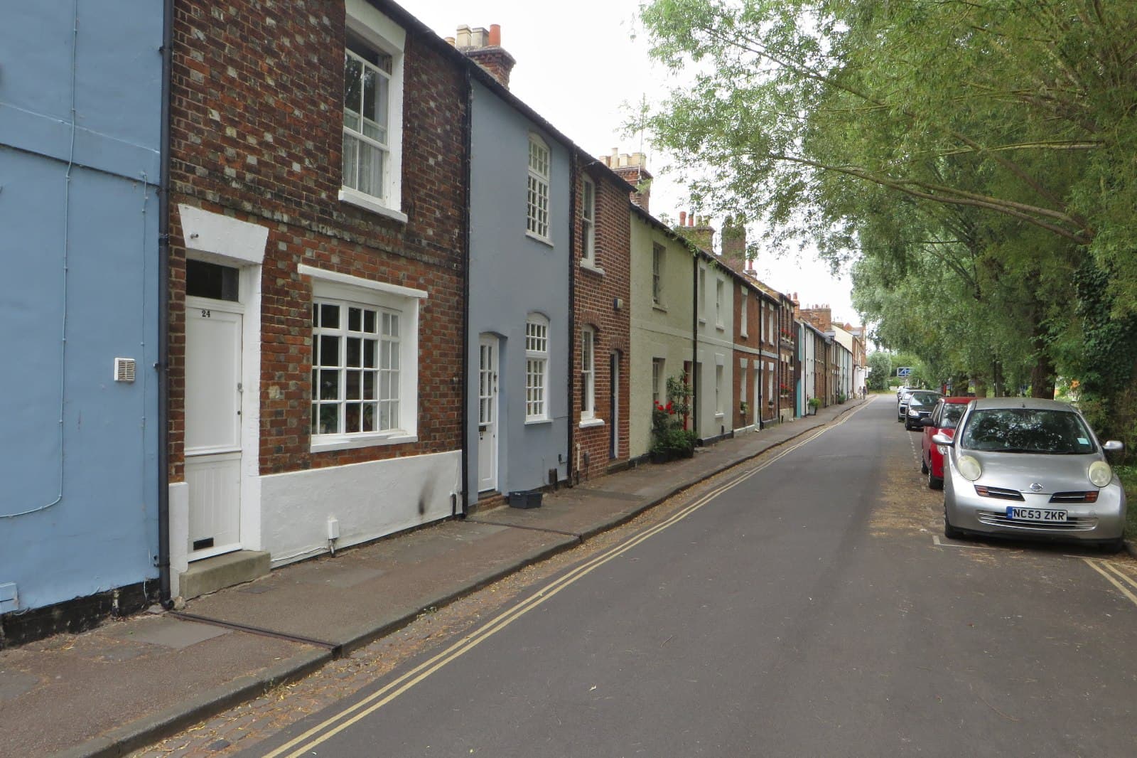 A row of British terraced houses, the kind of home whose sale can stall while a buyer's mortgage offer runs down.